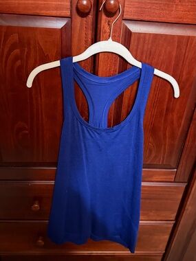 Lululemon Larkspur Swiftly Tech Racerback Tank Top Size 12